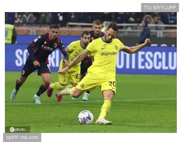 帕尔马控球率占优，展现中场统治力