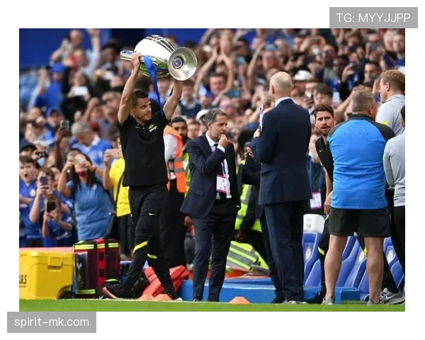 梅赫伦展现强悍控球实力,新赛季战术体系再升级