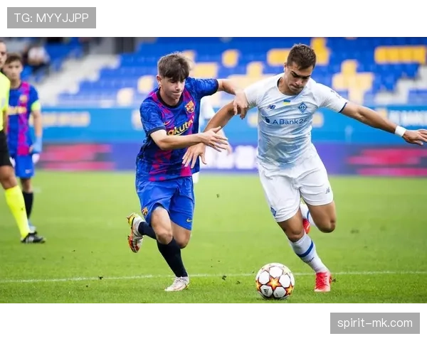 贝西克塔斯攻防均衡表现稳健,助力球队再创佳绩 贝西克塔斯攻防均衡表现稳健,助力球队再创佳绩