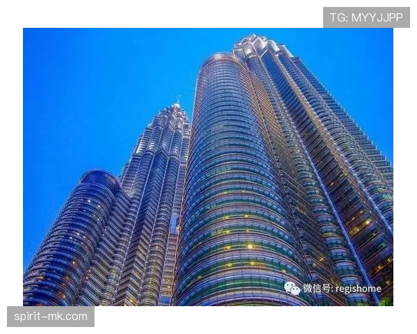 黄喜灿表现稳健,持续提升国际足坛影响力 黄喜灿表现稳健,持续提升国际足坛影响力